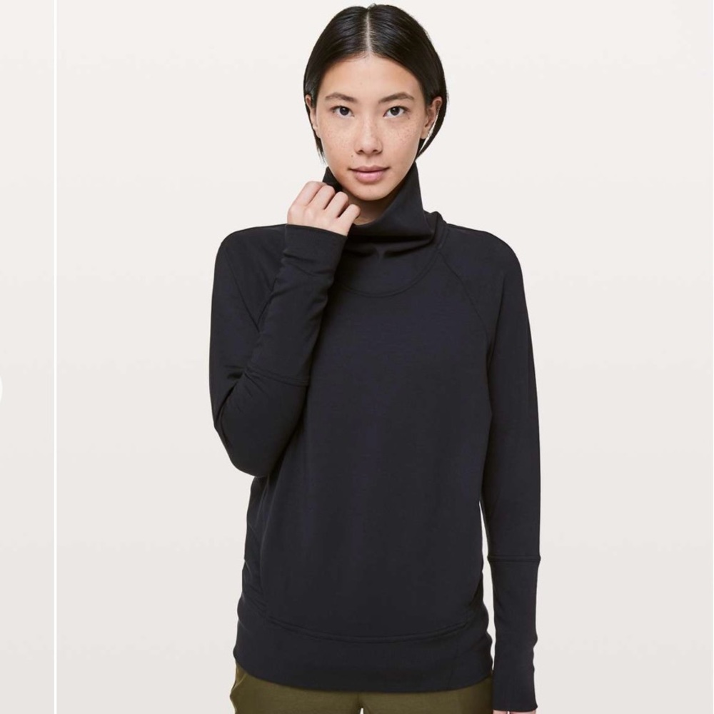 Lululemon Pull Over Long Sleeve size 4